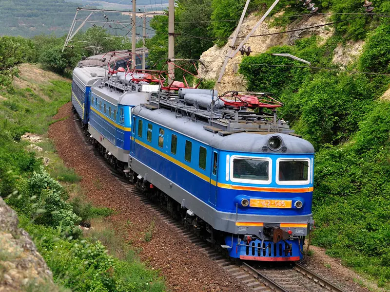 قطار آبی، یکی از بهترین قطارهای لوکس در جهان 