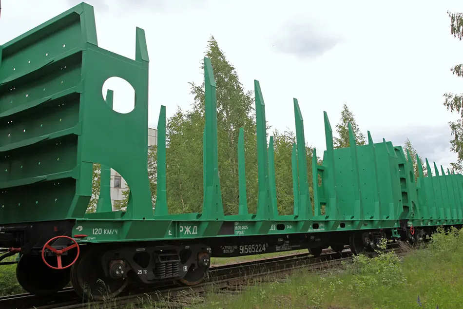 Timber wagons grow capacity and chop costs