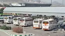 صف طولانی اتوبوس‌های ورودی به پایانه مشهد + فیلم