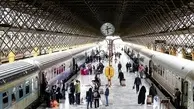 کلیات افزایش قیمت بلیت قطار روی میز راه‌آهن