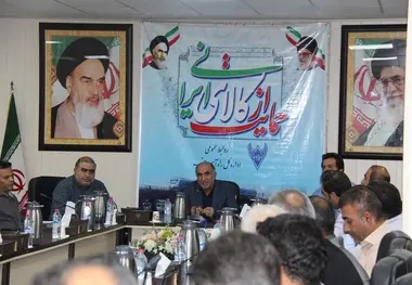 نشست صمیمانه مدیرکل راه‌آهن جنوب با کارکنان زیرمجموعه 