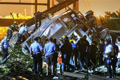 انفجار قطار در مکزیک؛ آتش‌ سوزی گسترده بدون تلفات جانی + فیلم