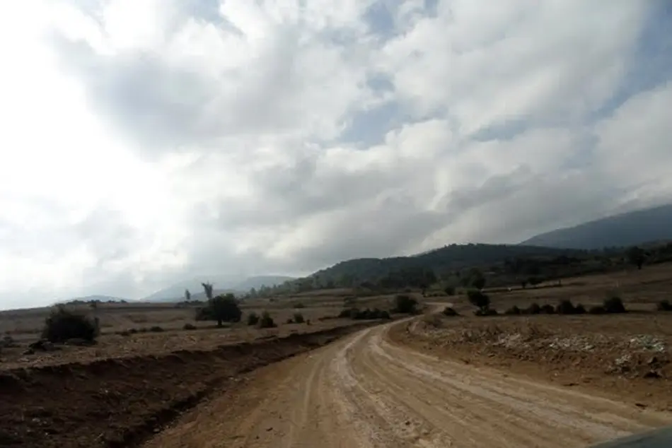 حدود ۱۰۰ روستای الیگودرز جاده ندارند