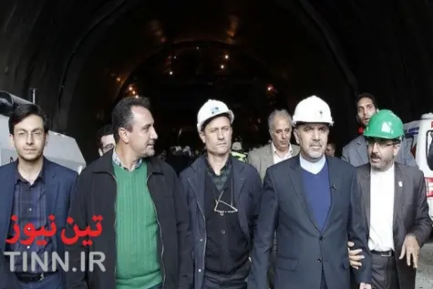 بازدید معاون اول رئیس جمهور و وزیر راه و شهرسازی از قطعه یک آزادراه تهران - شمال