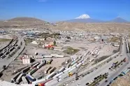 کاهش 87درصدی رسوب کامیون ها در مرز بازرگان