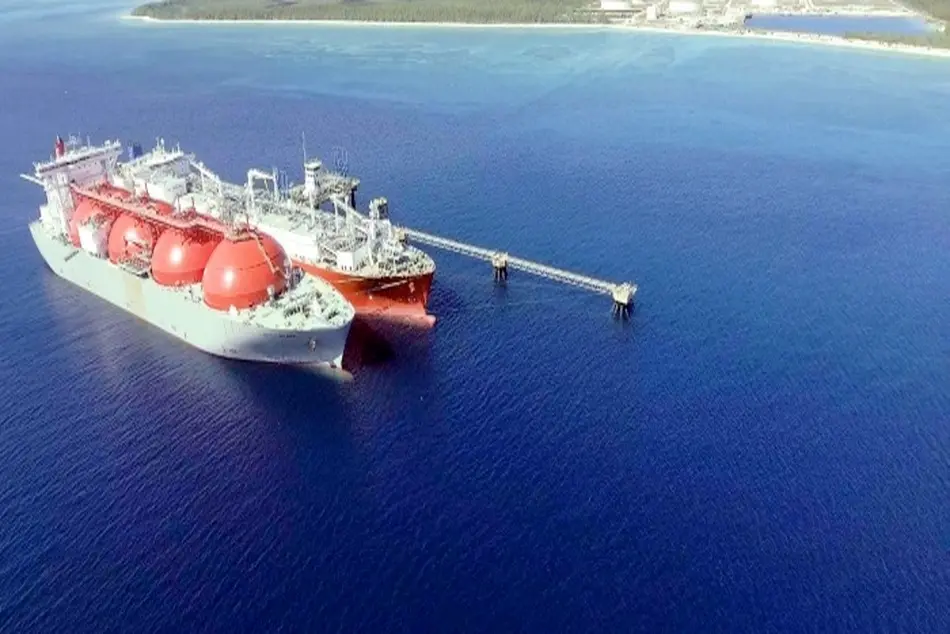 Excelerate and Equinor Perform First Ship-to-Ship Transfer of LNG in The Bahamas