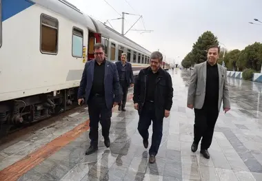 بازدید مدیرعامل راه آهن از محل جنایت دشمن صهیونی - آمریکایی در ایستگاه تبریز