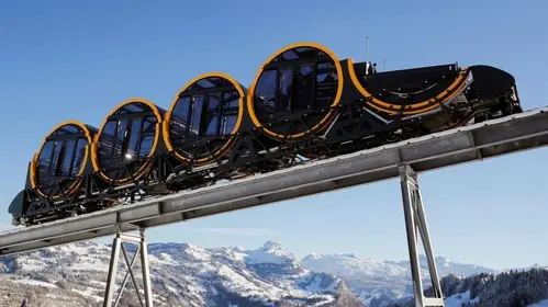 barrel-shaped-carriages-seen-line-stoos-funicular_603d5ac0-e19f-11e7-814a-000c05070a4c