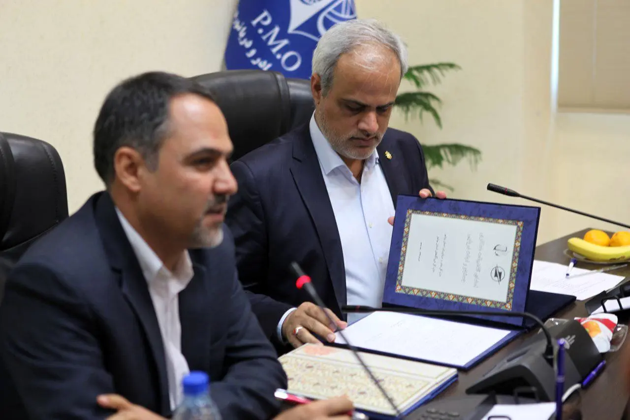 امضاء دو تفاهم نامه همکاری میان ادارات کل بنادر و دریانوردی و فرودگاه های استان بوشهر