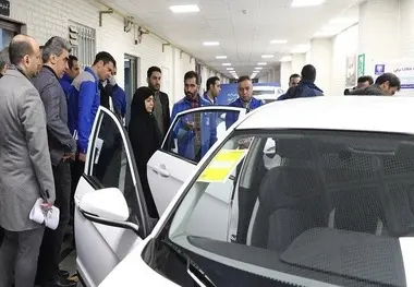 تاکسی های برقی ایران خودرو وارد تهران می شوند