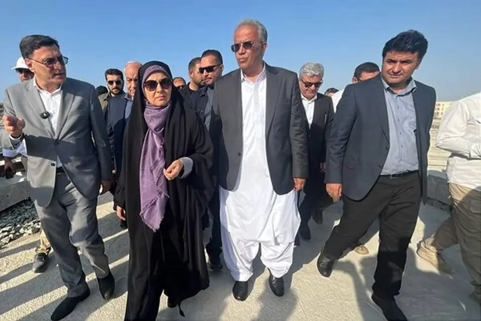 ریل‌ گذاری راه‌ آهن چابهار ـ زاهدان به پایان رسید