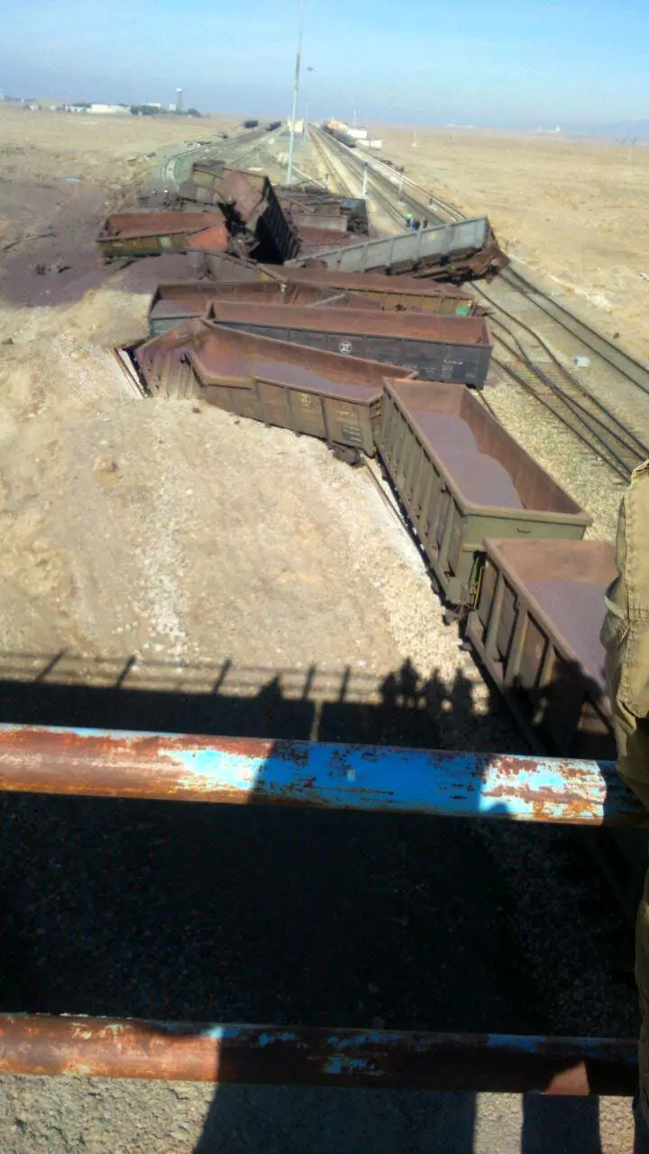 واژگونی قطار باری حامل سنگ آهن در نیشابور