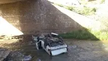 یک کشته در سقوط پیکان وانت از روی پل
