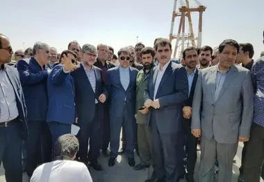 ریل در کنار بندر می تواند عامل توسعه صادرات باشد