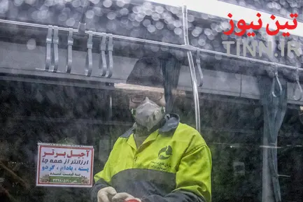 ضدعفونی و شستشوی اتوبوس های شهری اراک برای پیشگیری از کرونا