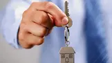 برای خرید یک خانه‌ ۸۰ متری ۸۲ سال حقوق‌ کارمندی را پس‌انداز کنید!