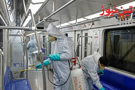 ضدعفونی کردن واگن‌های متروی تهران