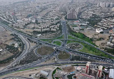 انتقاد عضو شورای شهر تهران از طرح شهرداری برای بزرگراه شهید همت