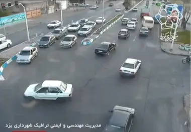 فرار بزرگ راننده خاطی پس از تصادف + تصاویر
