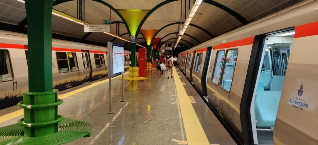 مقایسه مترو تهران و استانبول 