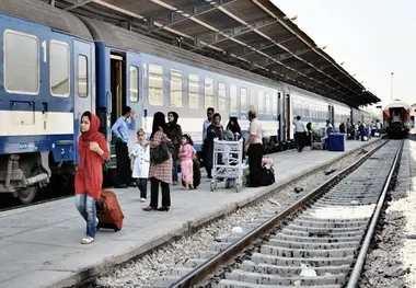 توقف 2 ساعته قطار مشهد همدان در خراسان شمالی به دلیل نقص فنی 