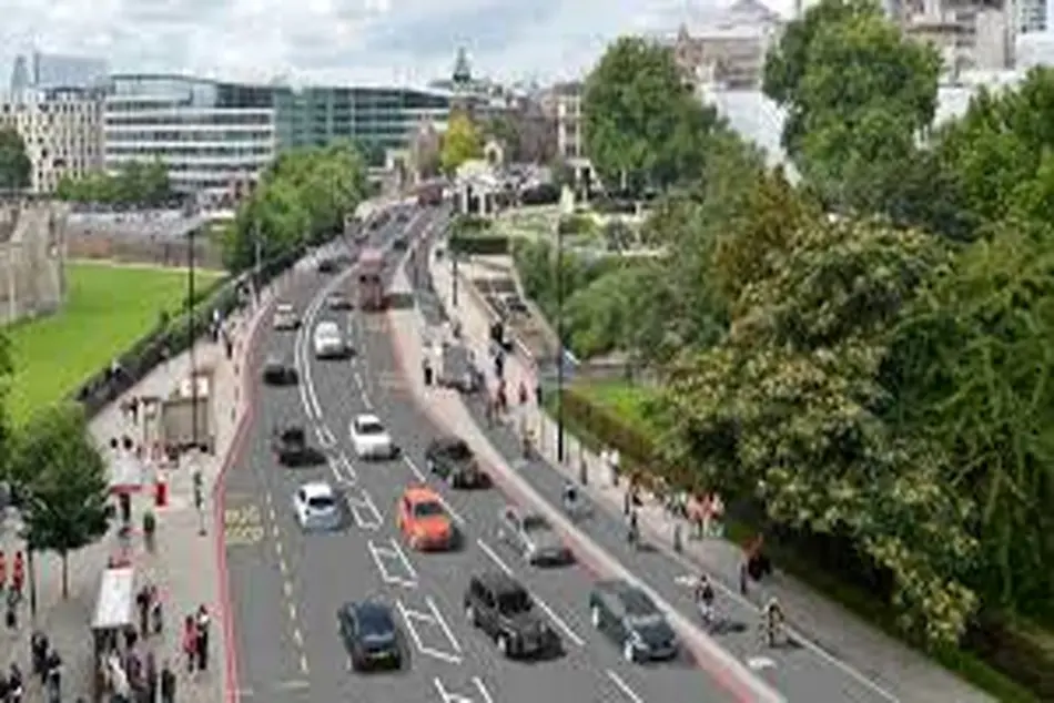 London Mayor begins consultation for new segregated cycle superhighway