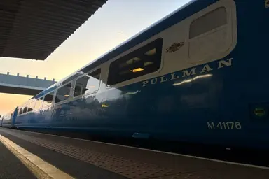 UK lowers train driver minimum age to 18