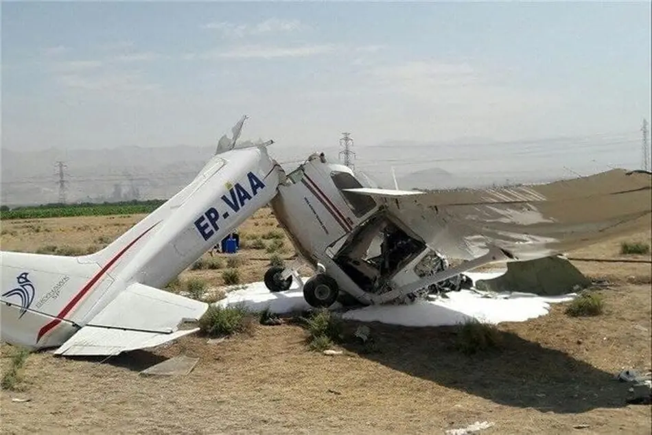 سقوط هواپیمای آموزشی جان خلبان و کمک خلبان را گرفت