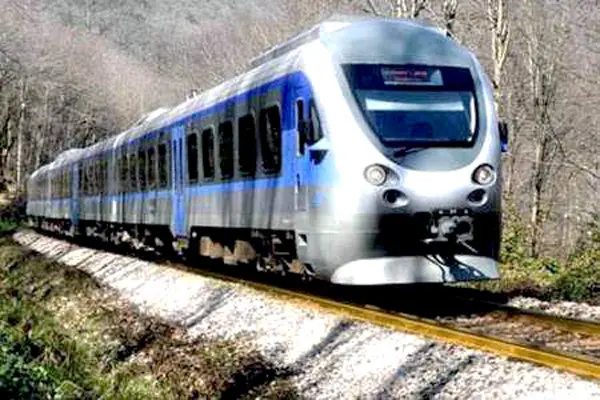 افزایش ۳۰ درصدی ظرفیت قطارهای تابستانی/ تداوم برنامه تابستانی سفرهای ریلی تا نیمه مهرماه