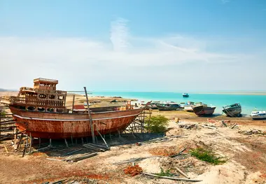 درخواست ایران برای لغو محدودیت ورود لنج های چوبی ایران به بنادر قطر