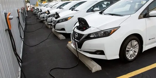 فروش خودروهای برقی در اروپا از چین جلو زد