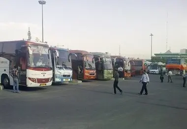 ۱۸۰ دستگاه اتوبوس برای انتقال زوار گیلانی در مرز مهران مستقر شدند