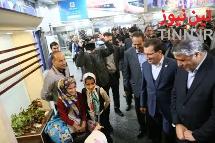 مراسم بهره برداري از ٢٧ دستگاه سالن مسافري