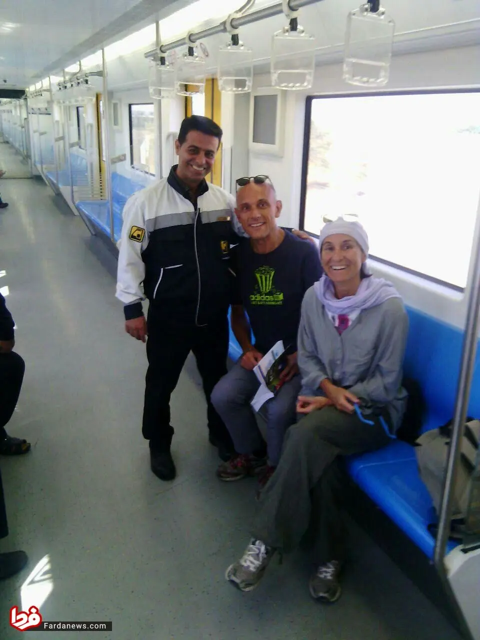 اولین مسافران خارجی مترو فرودگاه امام(ره)