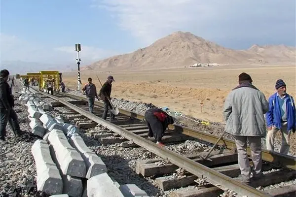 راه‌آهن میانه سال آینده به باسمنج می‌رسد