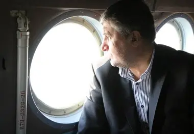 بازدید وزیر راه و شهرسازی از مناطق سیل‌زده شهرستان جاسک