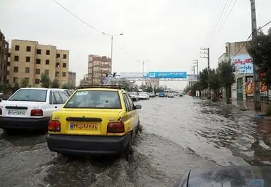 امدادرسانی به ٢۴٣۵ نفر در سیلاب ١۶استان
