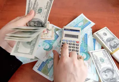 تغییرات نرخ ارز و تورم‌