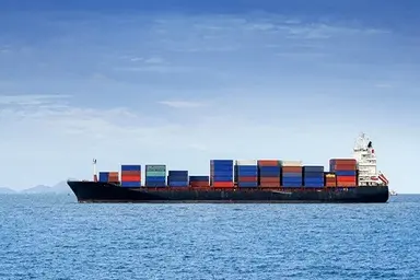  US Tweaks Foreign-Built Ships Fees, Raises Tariffs on Chinese Equipment