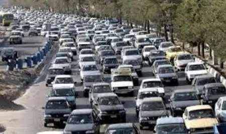 ترافیک نیمه سنگین در آزاد راه تهران -کرج و کرج- قزوین