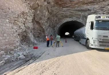 بازسازی تونل‌ های شهید میرزایی هرمزگان تا پایان‌ آذرماه