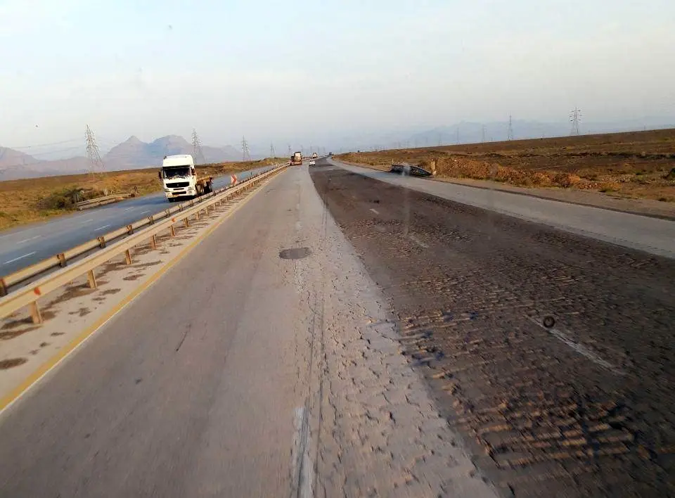 حبیب‌زاده: جاده‌های کردستان را به جاده‌های صادرات تبدیل کنید