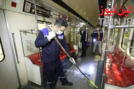 عملیات ضدعفونی کردن متروی تهران