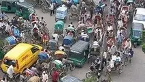 فیلم|  مهارت عجیب رانندگان در جاده های هند