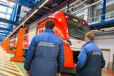  ورود اولین قطارهای سریع السیر برقی روسی با سرعت ۳۶۰ کیلومتر بر ساعت