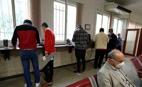 ازدحام مرکز تعویض پلاک خودرو تهران