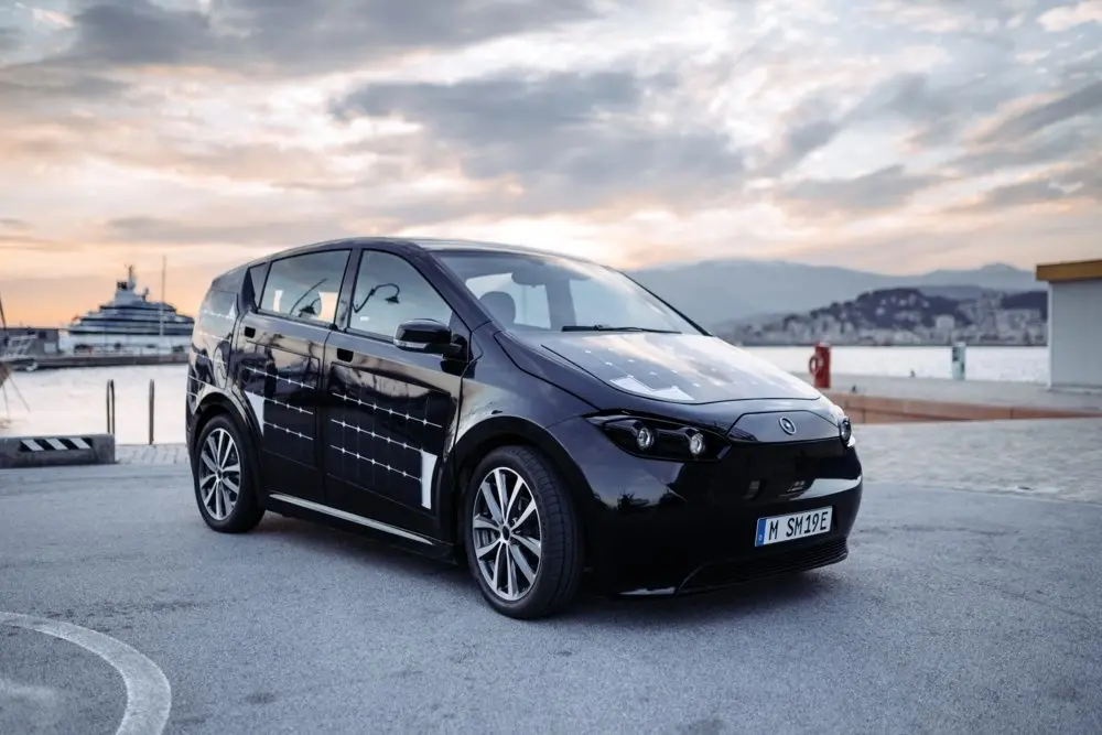 German Startup Sono Motors Begins Testing Solar, Battery-Powered Electric Car