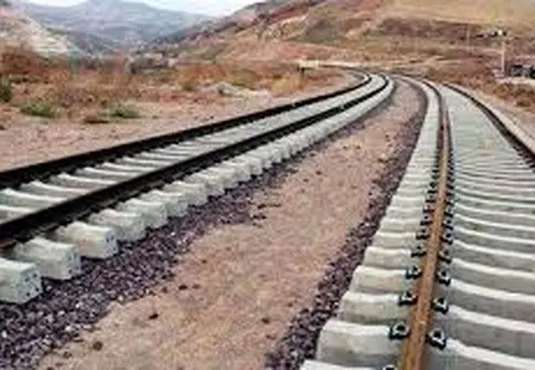پیشرفت ۳۳ درصدی راه آهن شیراز - بوشهر-عسلویه در منطقه تنگستان
