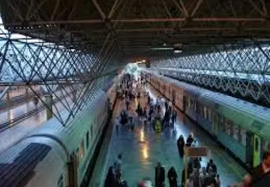 افزایش ناوگان ریلی به منظور ارائه خدمات به مسافران