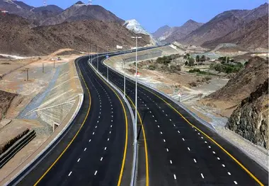 300 کیلومتر آزادراه در دست بهره‌برداری است